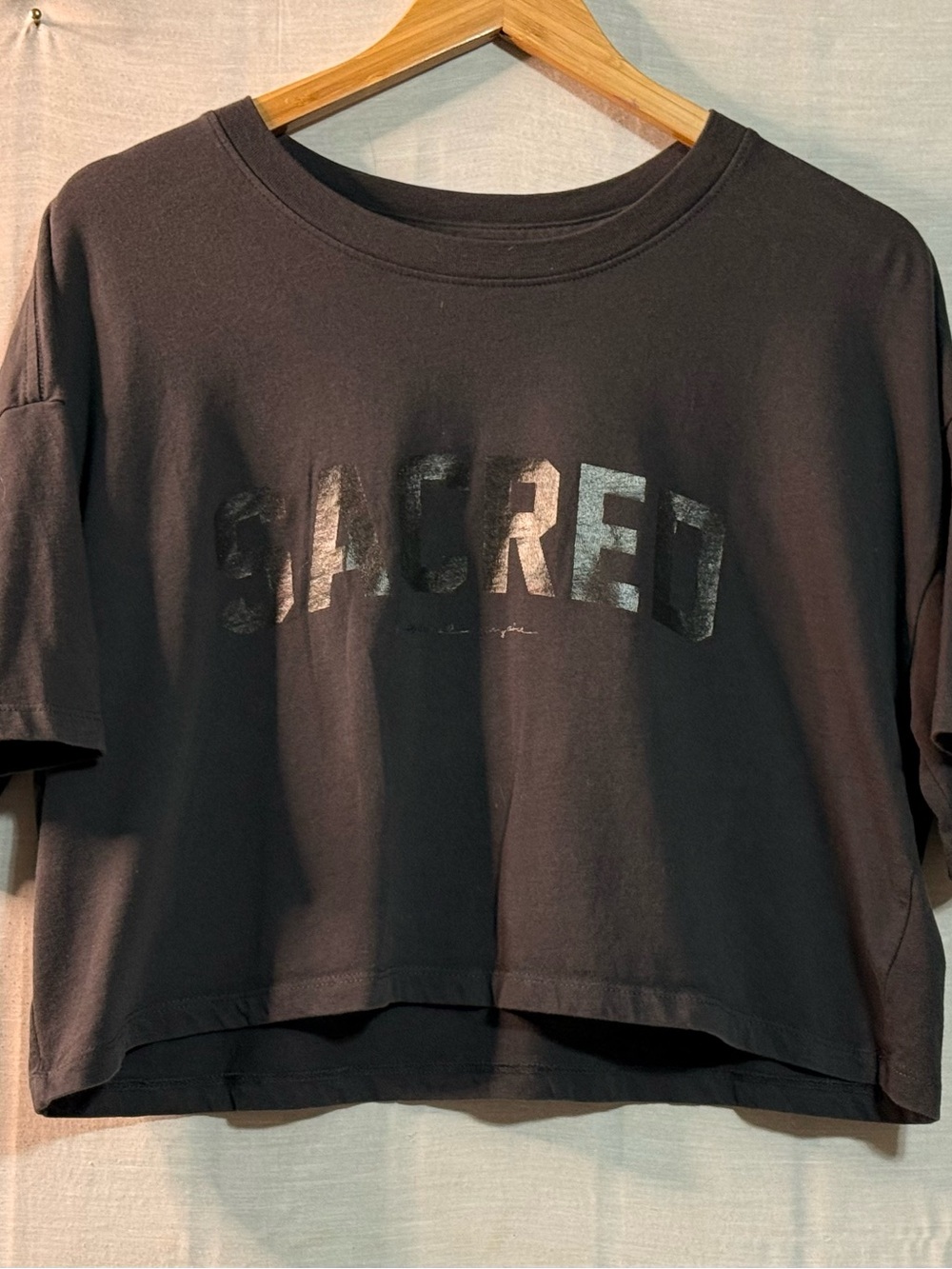 Spiritual Gangster Sacred Black Cropped Graphic Tee Large